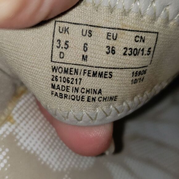 Clarks Collection White Sandals - Picture 6 of 6